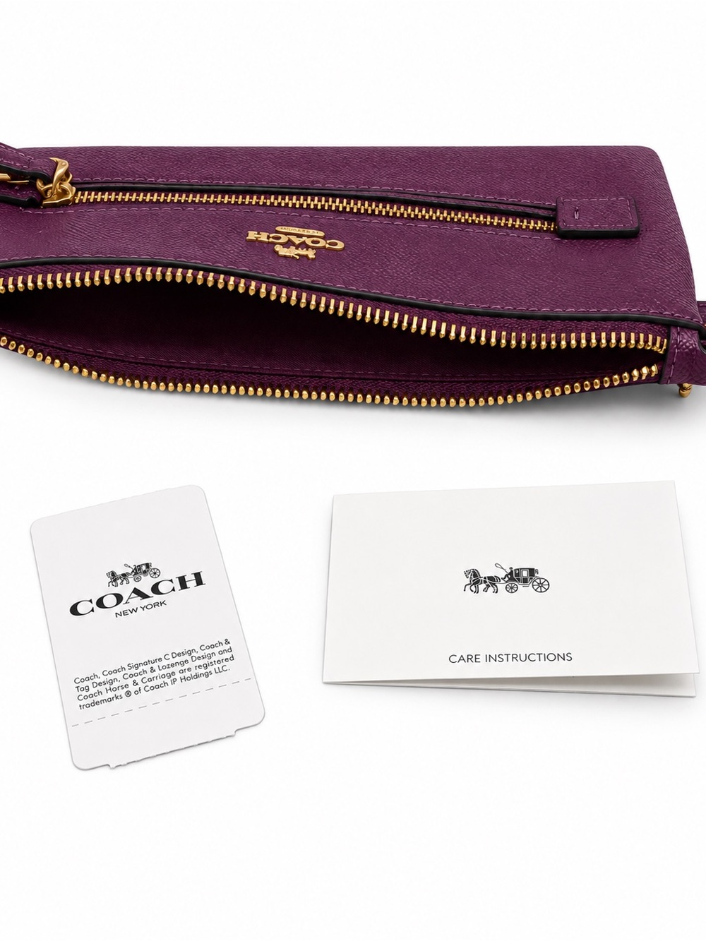 NWT Coach Gallery Pouch Wristlet F79895 Deep Berry - Picture 6 of 10